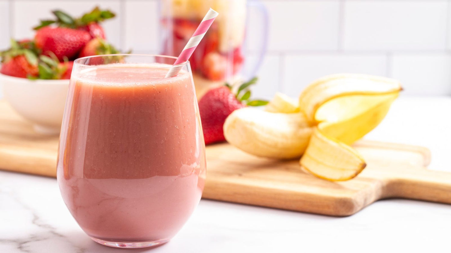 Strawb-Banana-Choc Smoothie Recipe with E3Live liquid